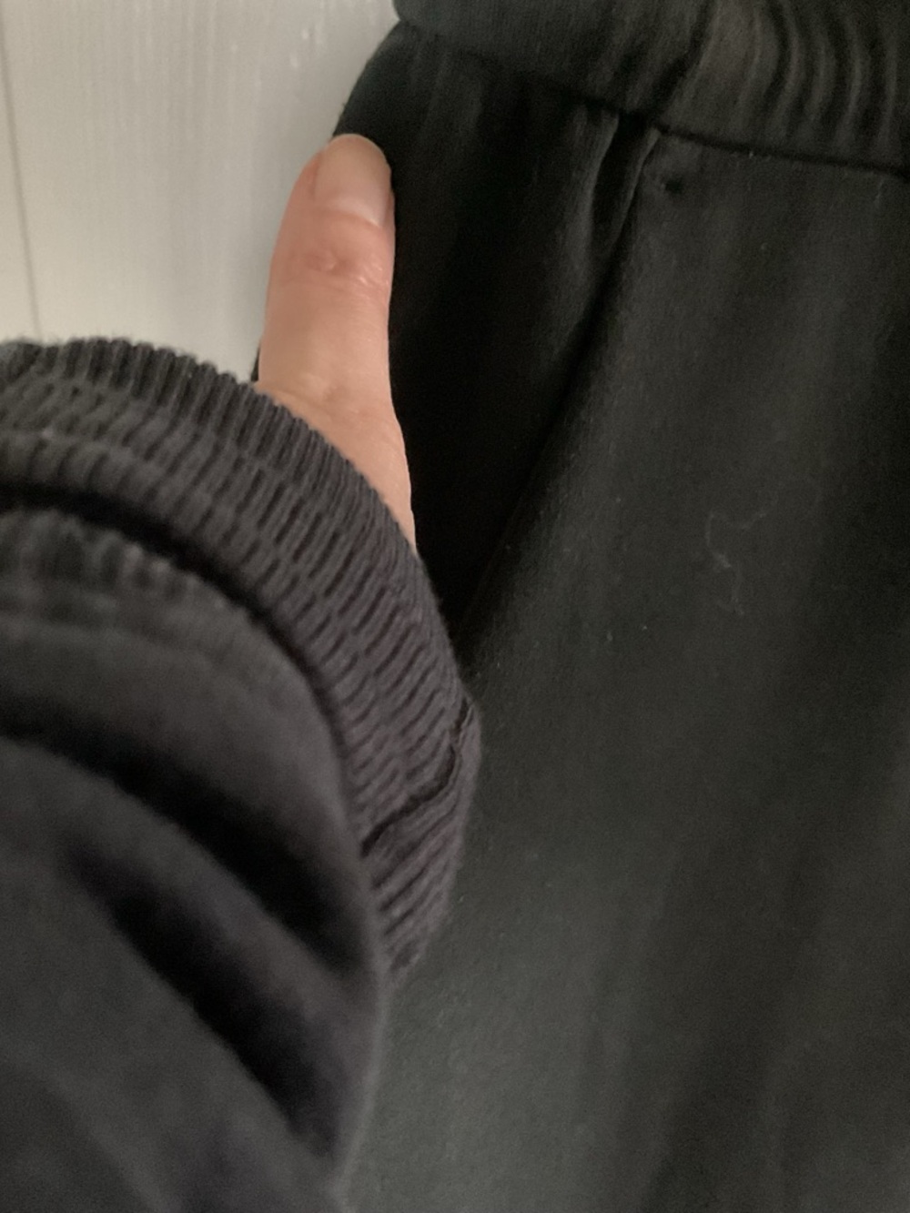 32 Degrees Black Sleeveless V-Neck Jumpsuit - Picture 2 of 4